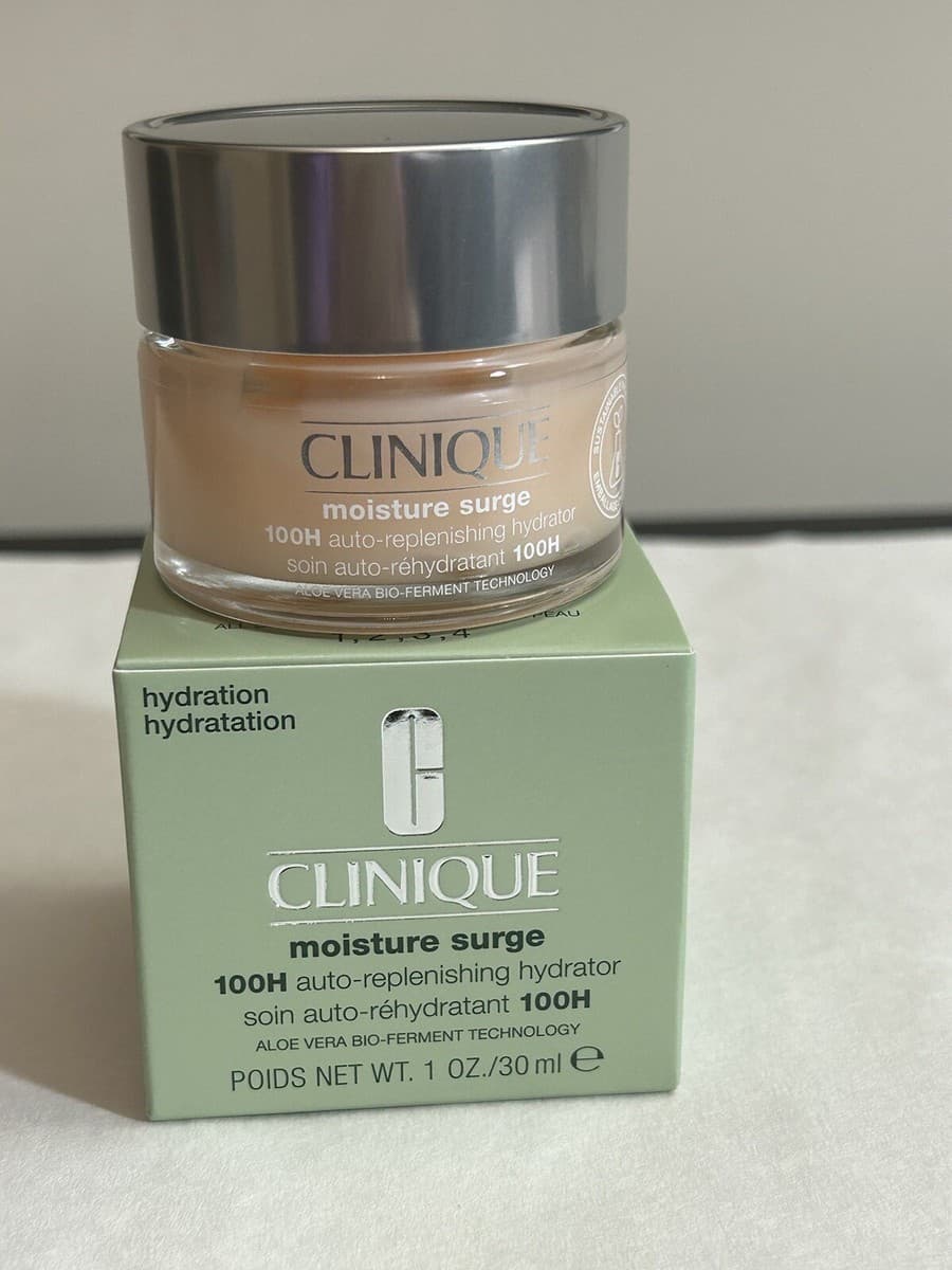 Clinique Moisture Surge 100H - as seen on @aishapotters's video